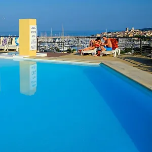 Aparthotel Resideal, Antibes