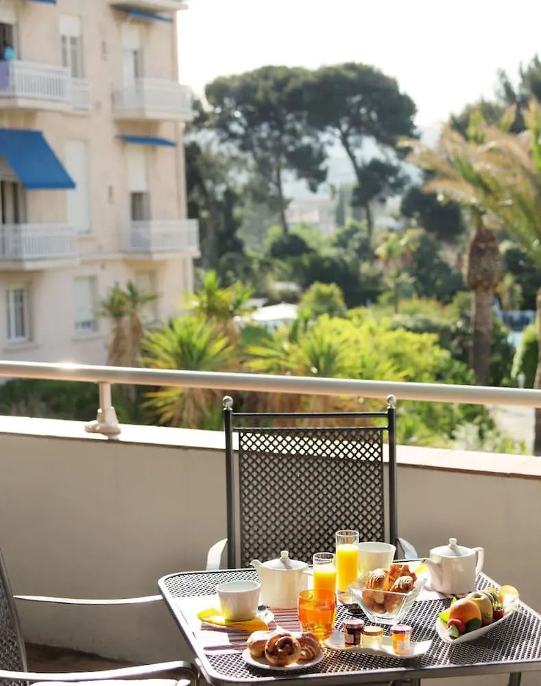 Grand Hotel Des Lecques; BW Signature Collection Saint-Cyr-sur-Mer 3*,