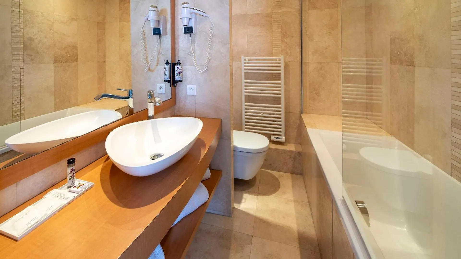 Hotel Grand Hôtel Les Lecques Saint-Cyr-sur-Mer