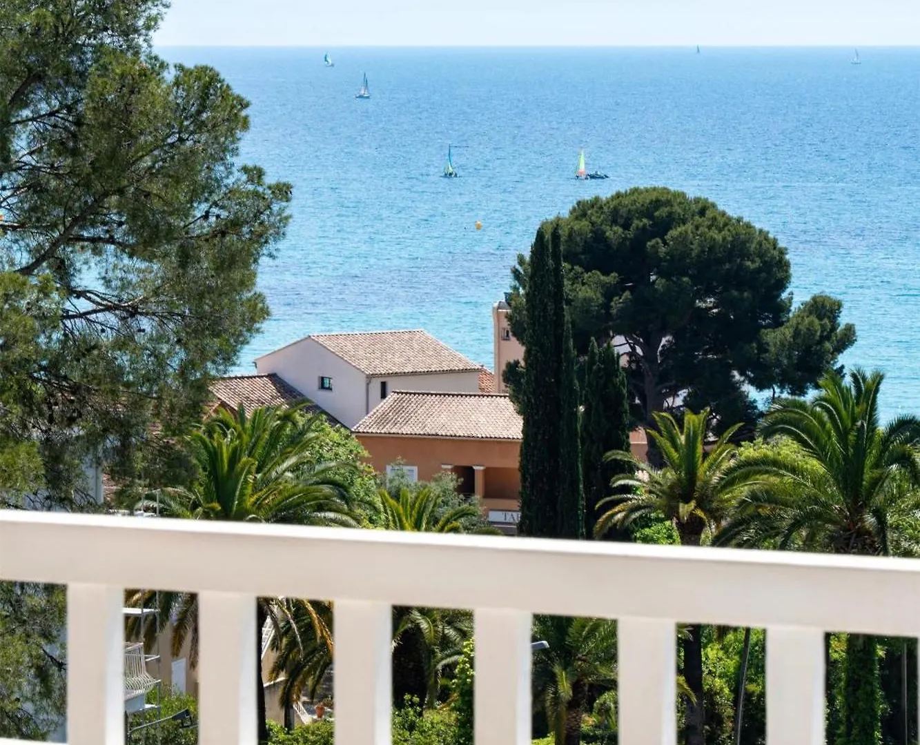 ***  Grand Hotel Des Lecques; BW Signature Collection Saint-Cyr-sur-Mer France